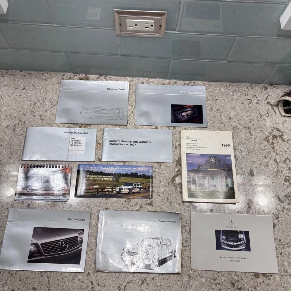 Vintage Mercedes‎ Benz Black Leather Owner Manual Folio E 300 Diesel E 320 E 420